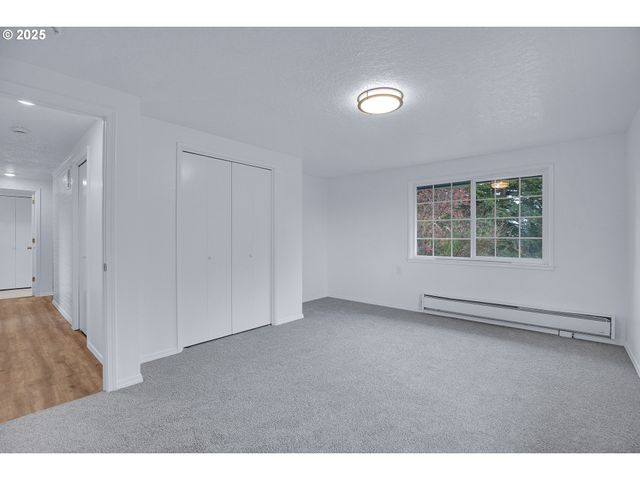 20320 Se WALGREN Rd, Damascus, OR 97089