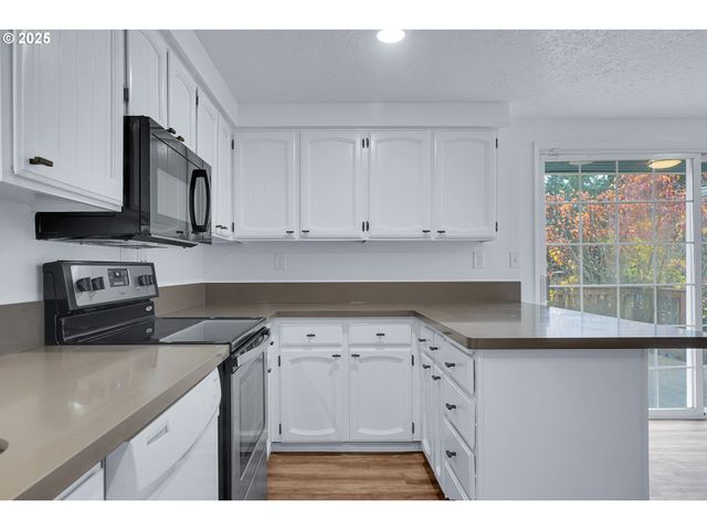 20320 Se WALGREN Rd, Damascus, OR 97089