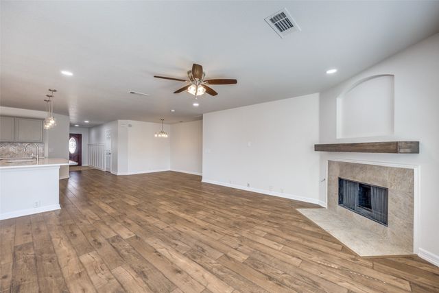 4502 Falcon Drive, Sherman, TX 75092