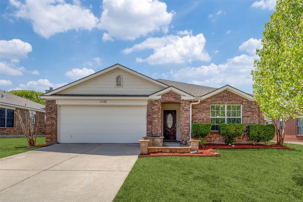 4502 Falcon Drive, Sherman, TX 75092