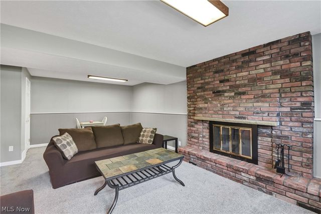 8345 Celianna Drive, Strongsville, OH 44149