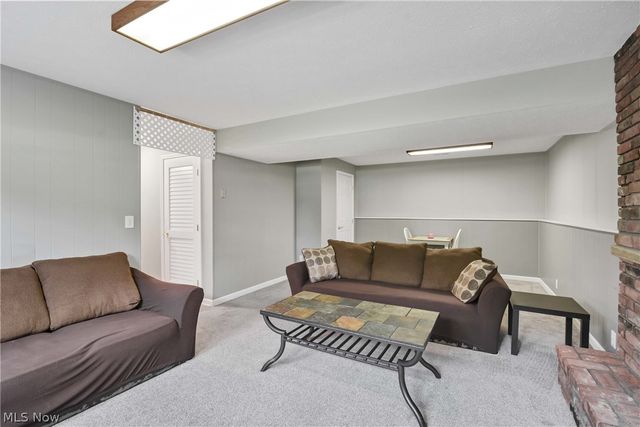 8345 Celianna Drive, Strongsville, OH 44149