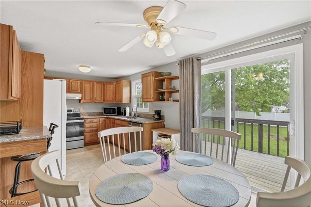 8345 Celianna Drive, Strongsville, OH 44149
