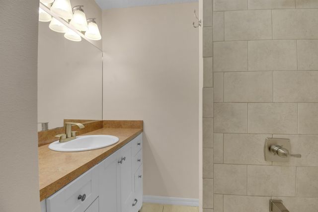 228 Spring St, St Augustine, FL 32084