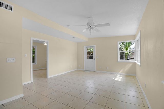 228 Spring St, St Augustine, FL 32084