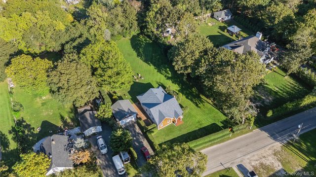75 Champlin Avenue, Bellport, NY 11713