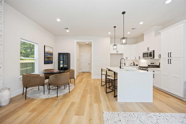 10608 Ashville Drive, Houston, TX 77051