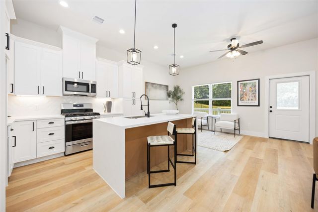 10608 Ashville Drive, Houston, TX 77051