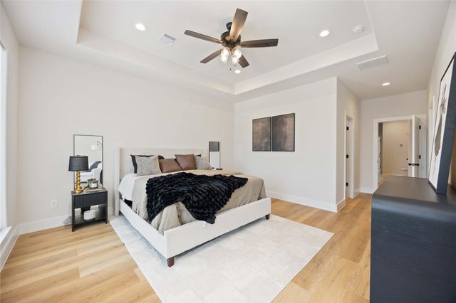 10608 Ashville Drive, Houston, TX 77051