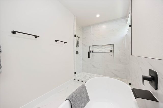10608 Ashville Drive, Houston, TX 77051