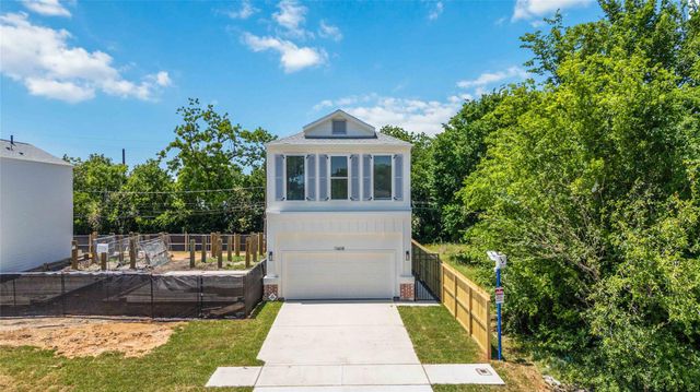 10608 Ashville Drive, Houston, TX 77051