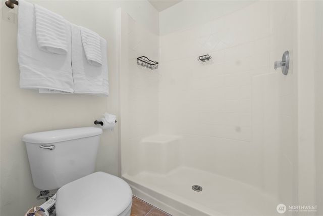 17831 77th Street E, Bonney Lake, WA 98391