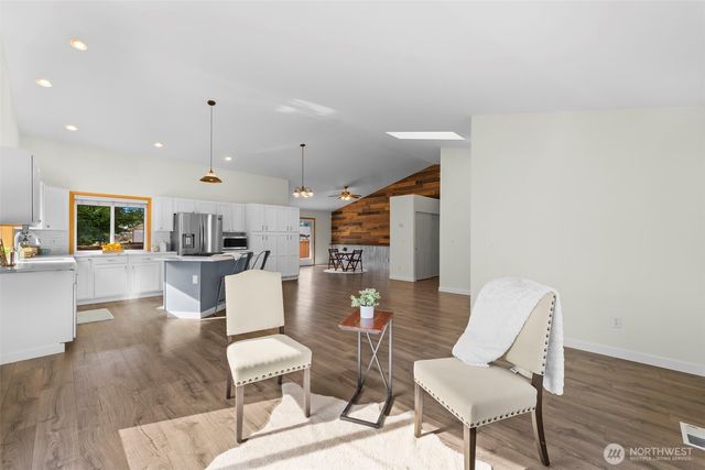 17831 77th Street E, Bonney Lake, WA 98391