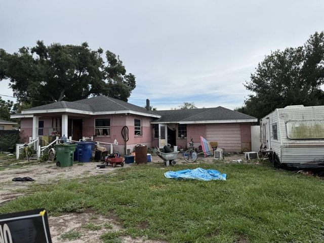 5207 E 20TH AVENUE, Tampa, FL 33619