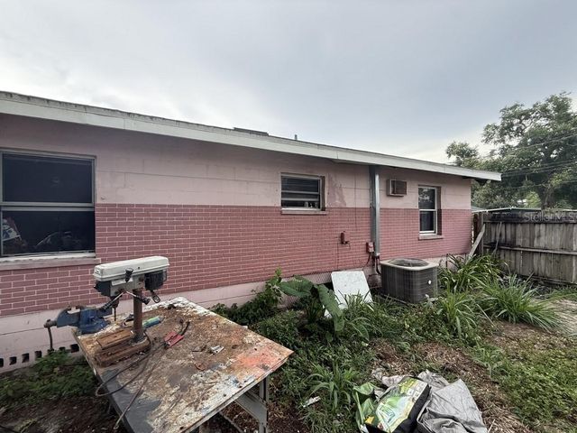 5207 E 20TH AVENUE, Tampa, FL 33619