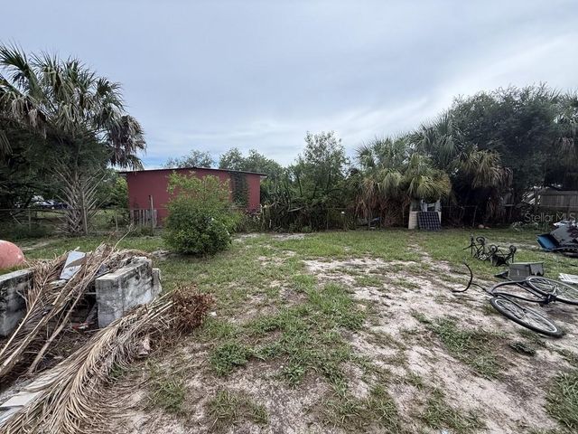 5207 E 20TH AVENUE, Tampa, FL 33619