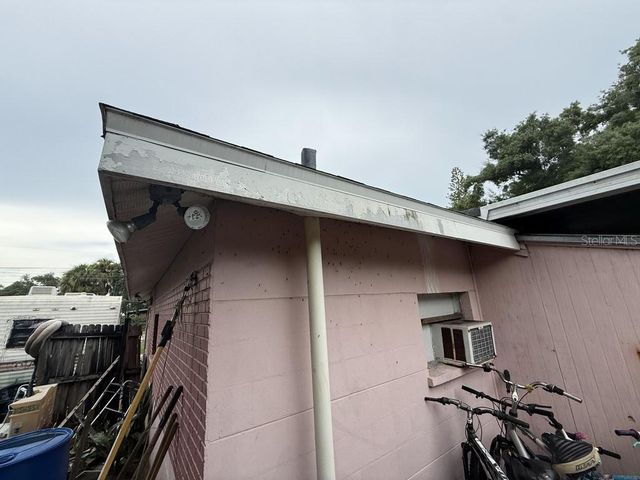 5207 E 20TH AVENUE, Tampa, FL 33619