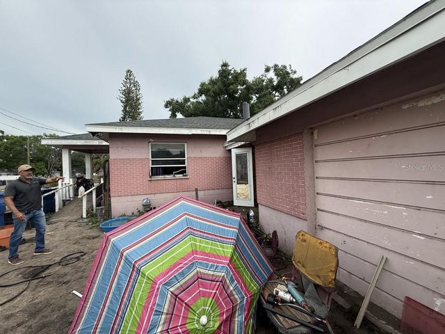 5207 E 20TH AVENUE, Tampa, FL 33619