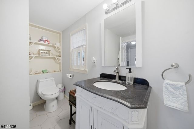 399 Springbrook Trl, Byram Twp., NJ 07871