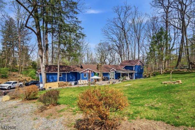 399 Springbrook Trl, Byram Twp., NJ 07871