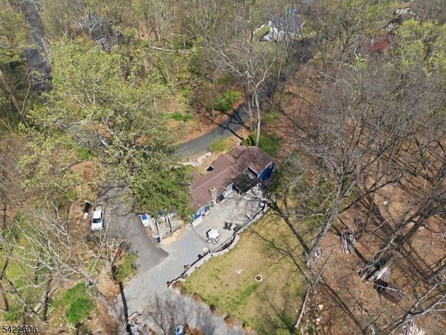 399 Springbrook Trl, Byram Twp., NJ 07871