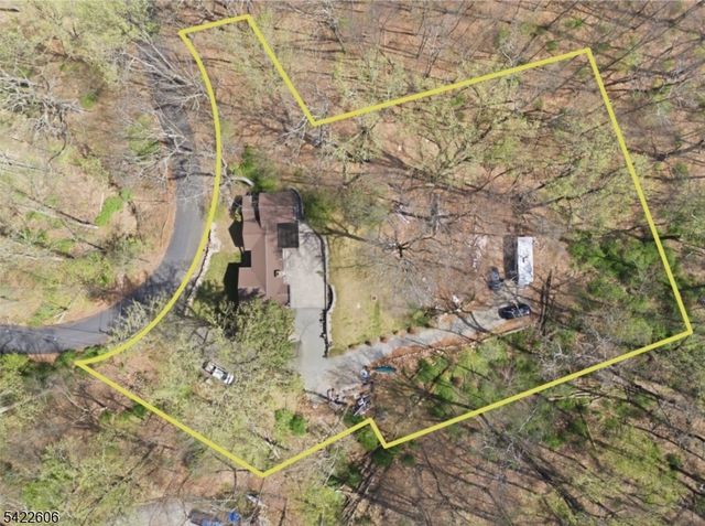 399 Springbrook Trl, Byram Twp., NJ 07871