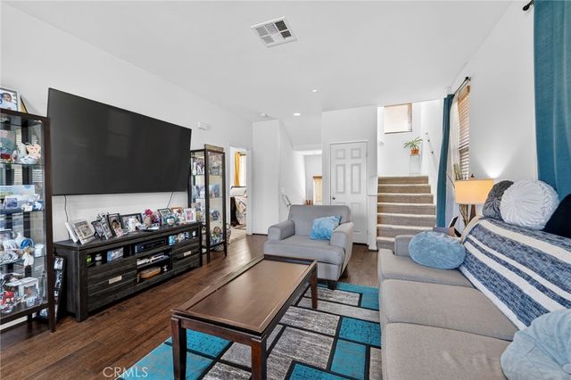 11928 Manzanilla, Los Angeles, CA 90047