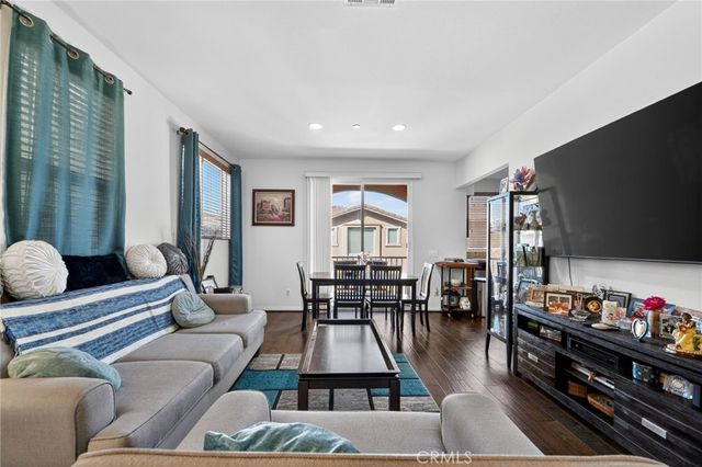 11928 Manzanilla, Los Angeles, CA 90047