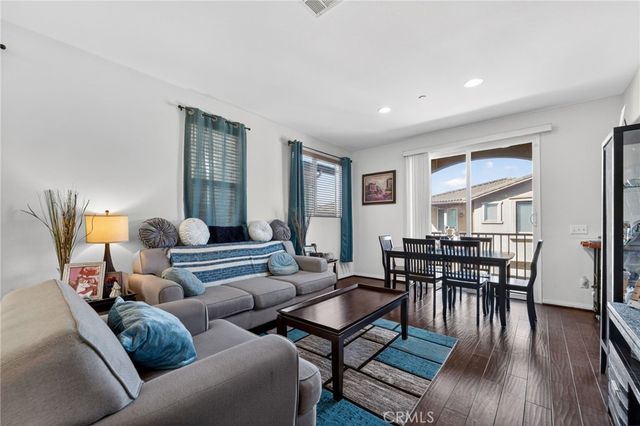 11928 Manzanilla, Los Angeles, CA 90047