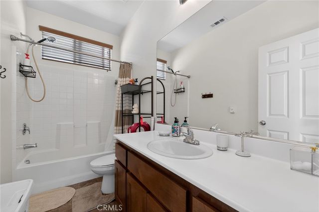 11928 Manzanilla, Los Angeles, CA 90047