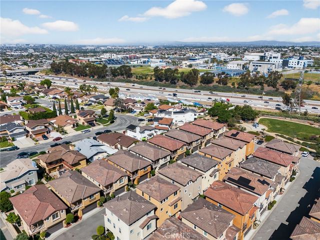 11928 Manzanilla, Los Angeles, CA 90047