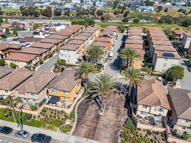 11928 Manzanilla, Los Angeles, CA 90047