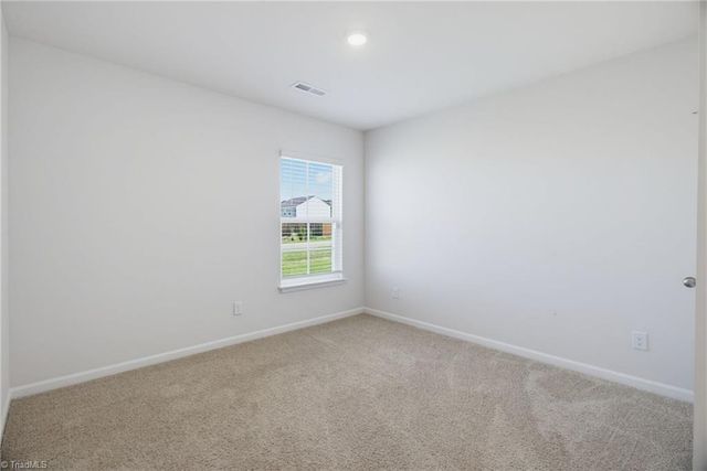 122 Stone River Way, Mayodan, NC 27027