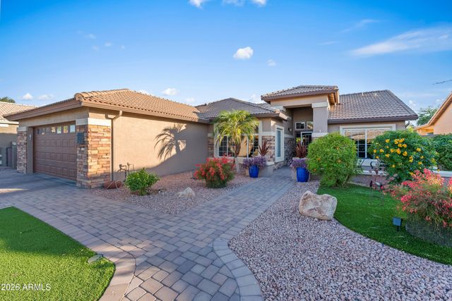 3268 N PALMER Drive, Goodyear, AZ 85395