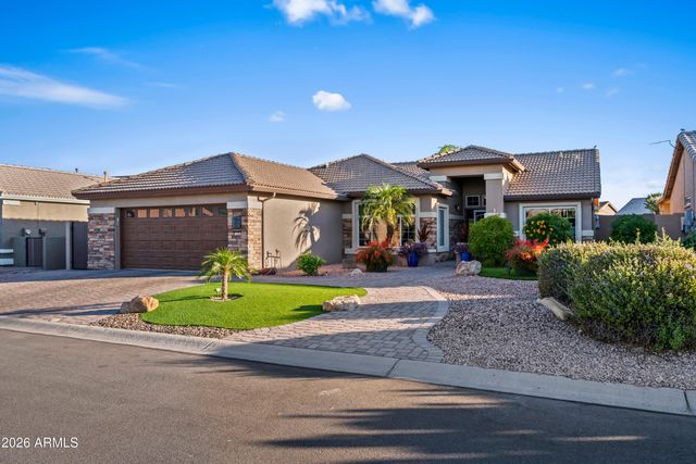 3268 N PALMER Drive, Goodyear, AZ 85395