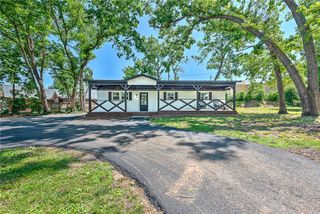 312 NW J Street, Bentonville, AR 72712