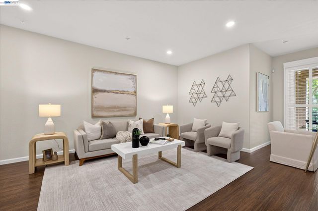 4366 Fitzwilliam St, Dublin, CA 94568