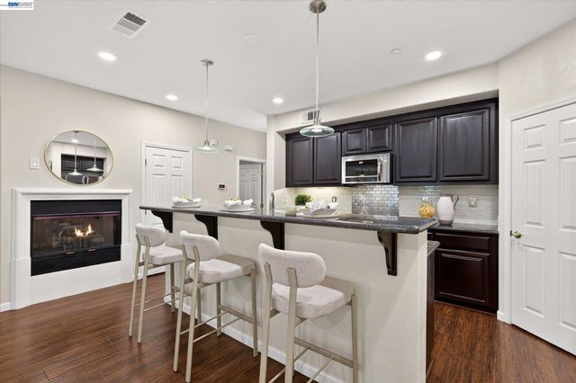 4366 Fitzwilliam St, Dublin, CA 94568