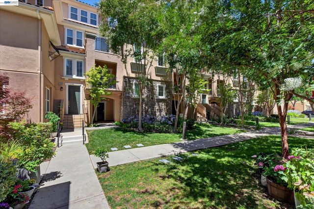 4366 Fitzwilliam St, Dublin, CA 94568