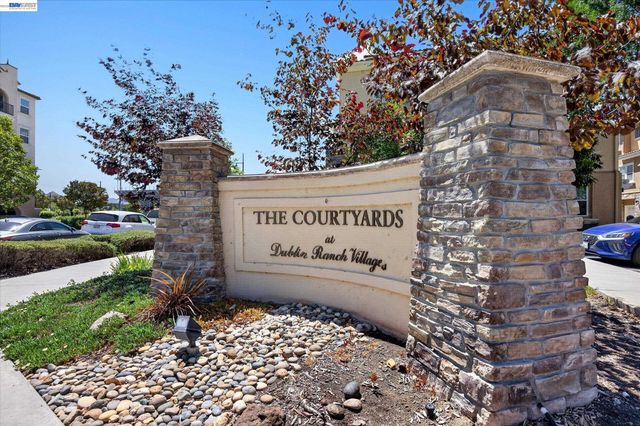 4366 Fitzwilliam St, Dublin, CA 94568