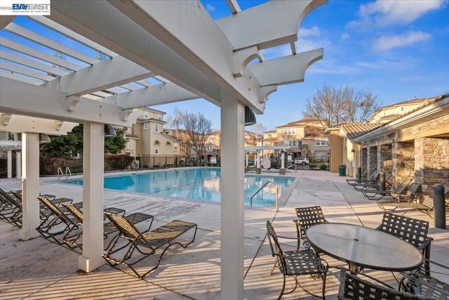 4366 Fitzwilliam St, Dublin, CA 94568