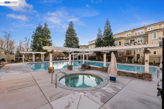 4366 Fitzwilliam St, Dublin, CA 94568