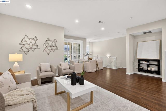 4366 Fitzwilliam St, Dublin, CA 94568