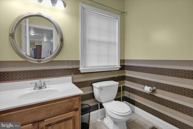 144 ROBBY DR, Leesport, PA 19533