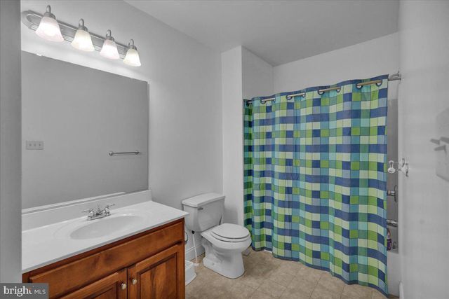 144 ROBBY DR, Leesport, PA 19533