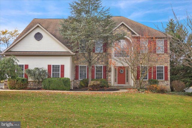 144 ROBBY DR, Leesport, PA 19533