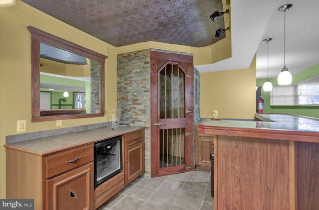 144 ROBBY DR, Leesport, PA 19533