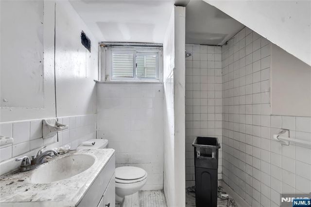 162 Clinton Street, East Orange, NJ 07018