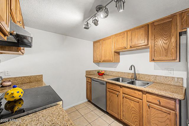 3511 E BASELINE Road 1237, Phoenix, AZ 85042