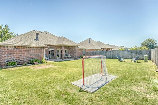1801 Woody Lane, Edmond, OK 73003